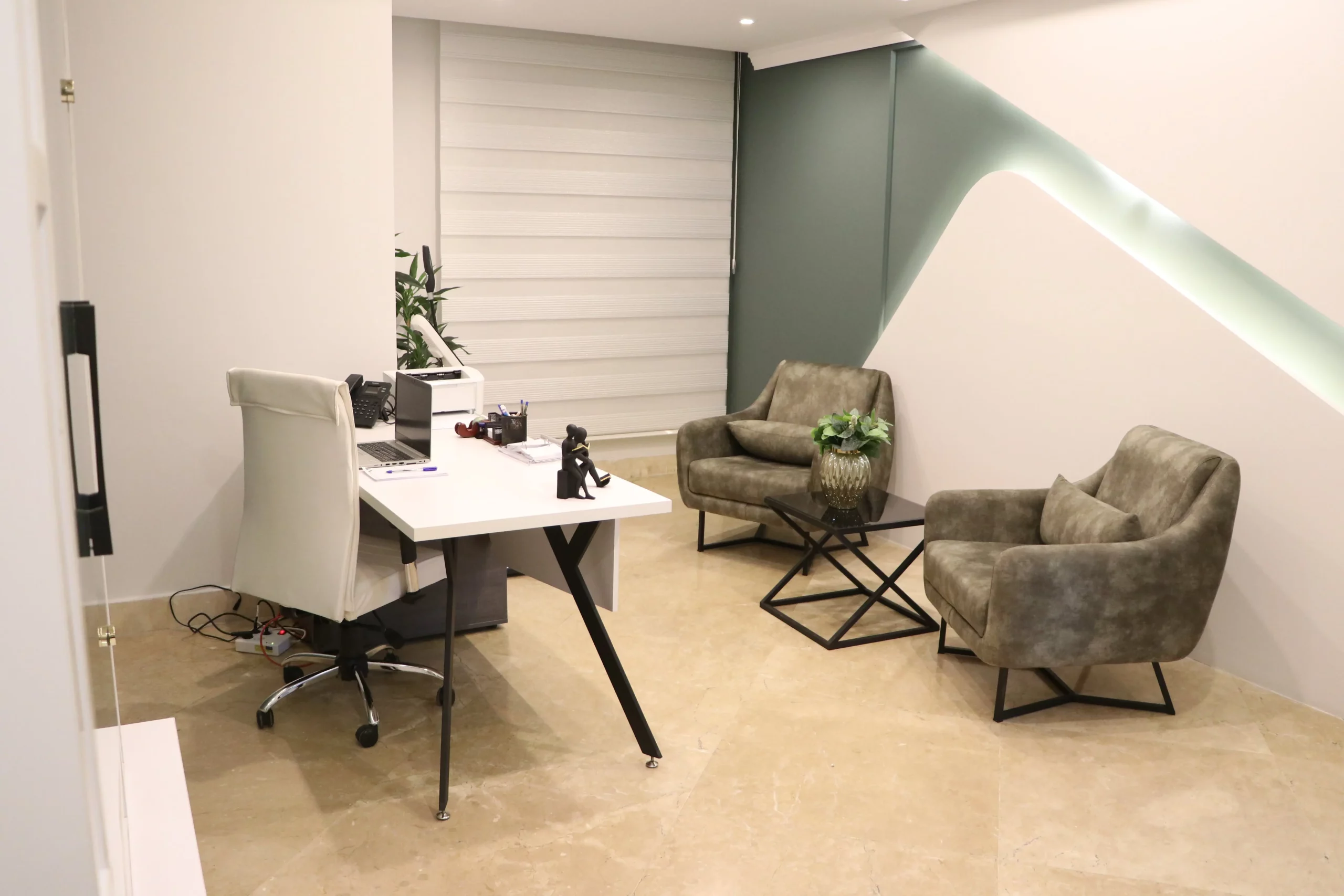 مرکز تخصصی لاغری بیسا